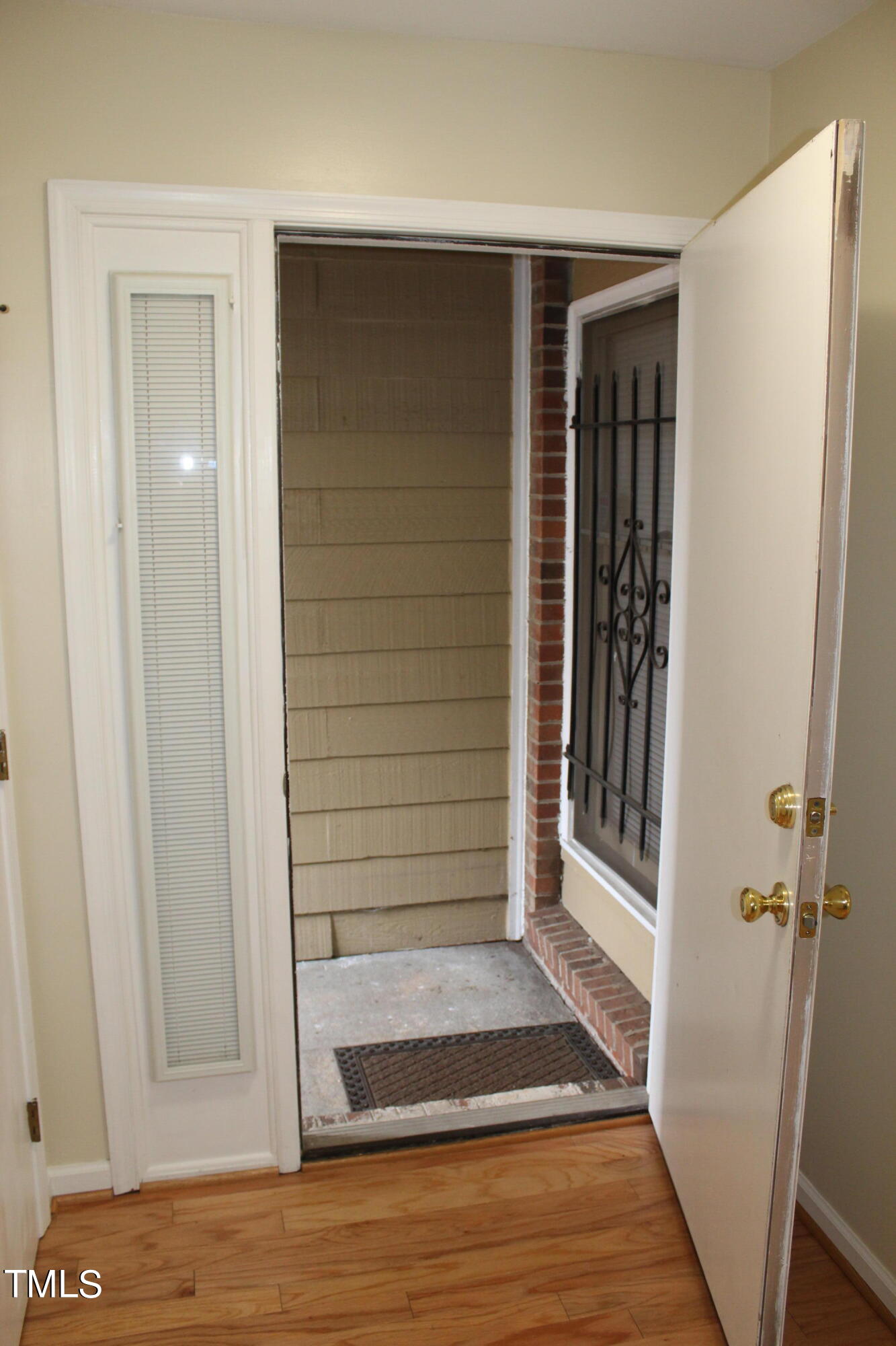 3203 Mill Run, Unit 168 Raleigh, NC 27612 - Photo 53 of 56 Front door Entry