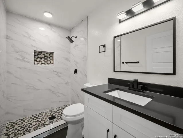 $249,900 | 822 Robinair Drive, San Antonio, TX 78245