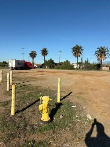 a view of a lake with a sitting space