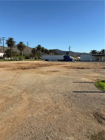 a view of an ocean beach