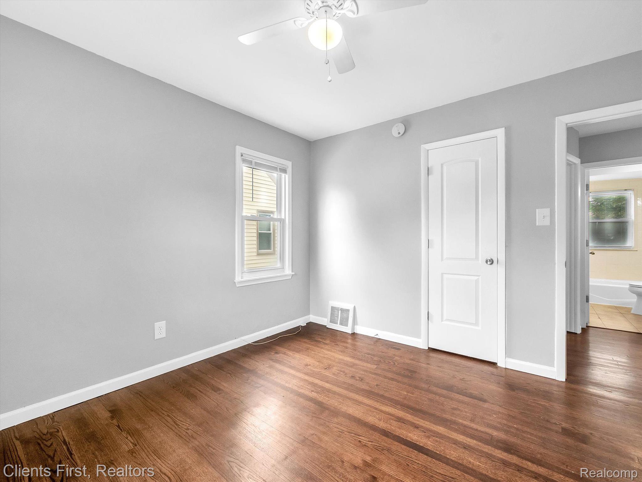 4405 Howe Road Wayne, MI 48184 - Photo 11 of 22 Gallery Image 11