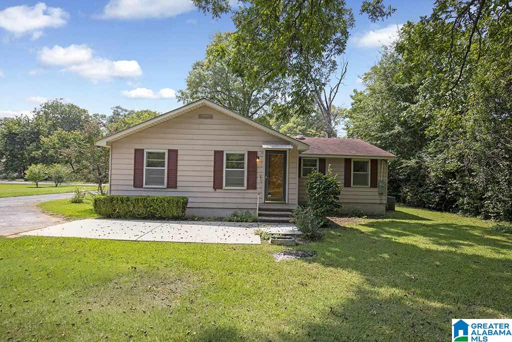 155 Gardner Street Montevallo, AL 35115 - Photo 3 of 23
