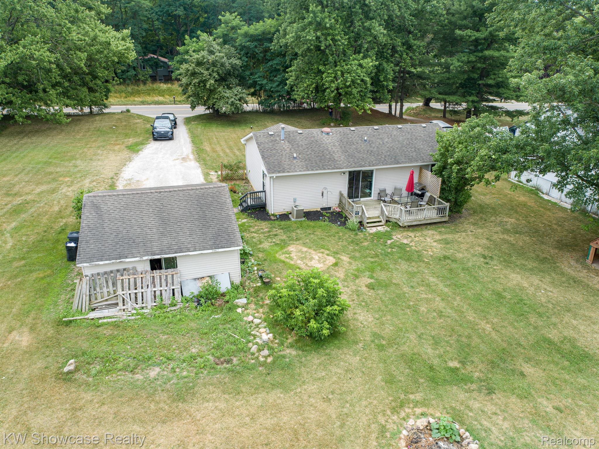 2901 White Lake Road Highland, MI 48356 - Photo 21 of 23 Gallery Image 21