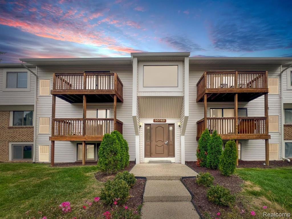 30060 West 12 Mile Road, Unit 94 Farmington, MI 48334 - Photo 1 of 22
