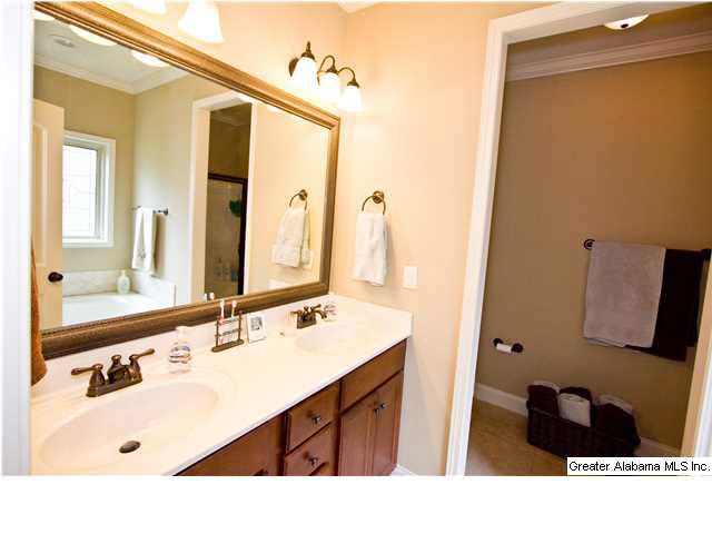 433 Ballantrae Road Pelham, AL 35124 - Photo 12 of 23
