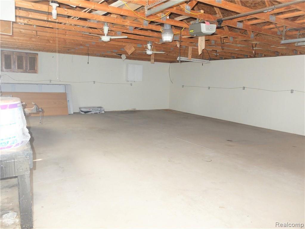 2265 Dexter Road Auburn Hills, MI 48326 - Photo 4 of 17
