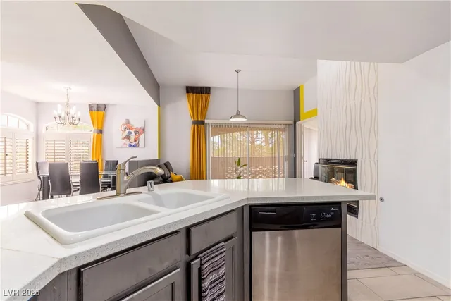 $1,595 | 7400 West Flamingo Road, Unit 2006, Las Vegas, NV 89147