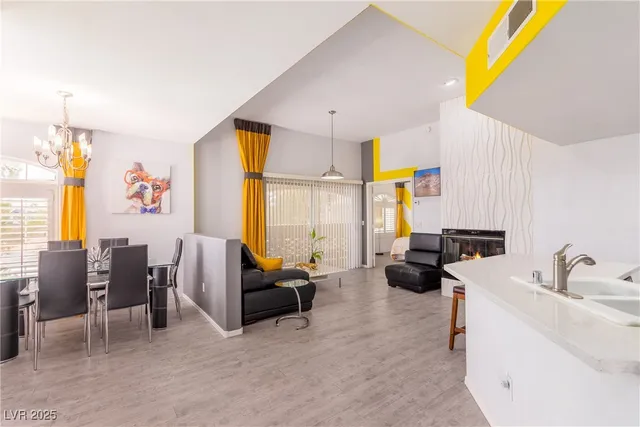 $1,595 | 7400 West Flamingo Road, Unit 2006, Las Vegas, NV 89147