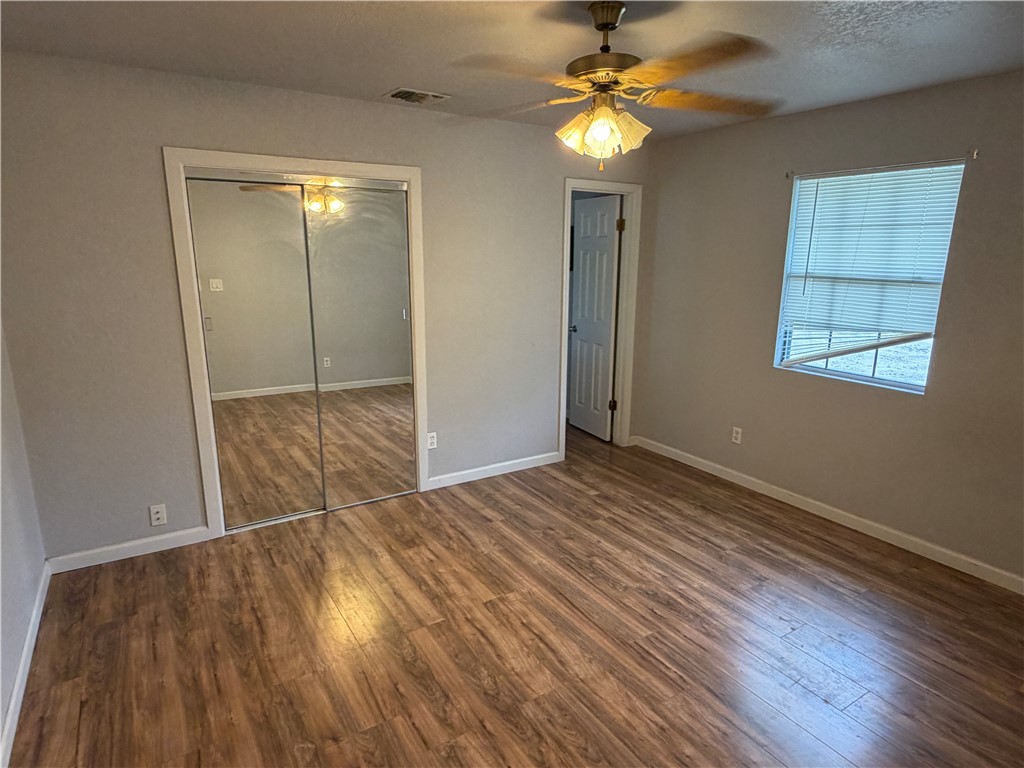 121 Lauryn Street Three Rivers, TX 78071 - Photo 7 of 11