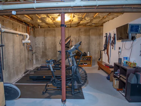 $879,900 | 28 Fieldstone Drive, Dover, NH 03820