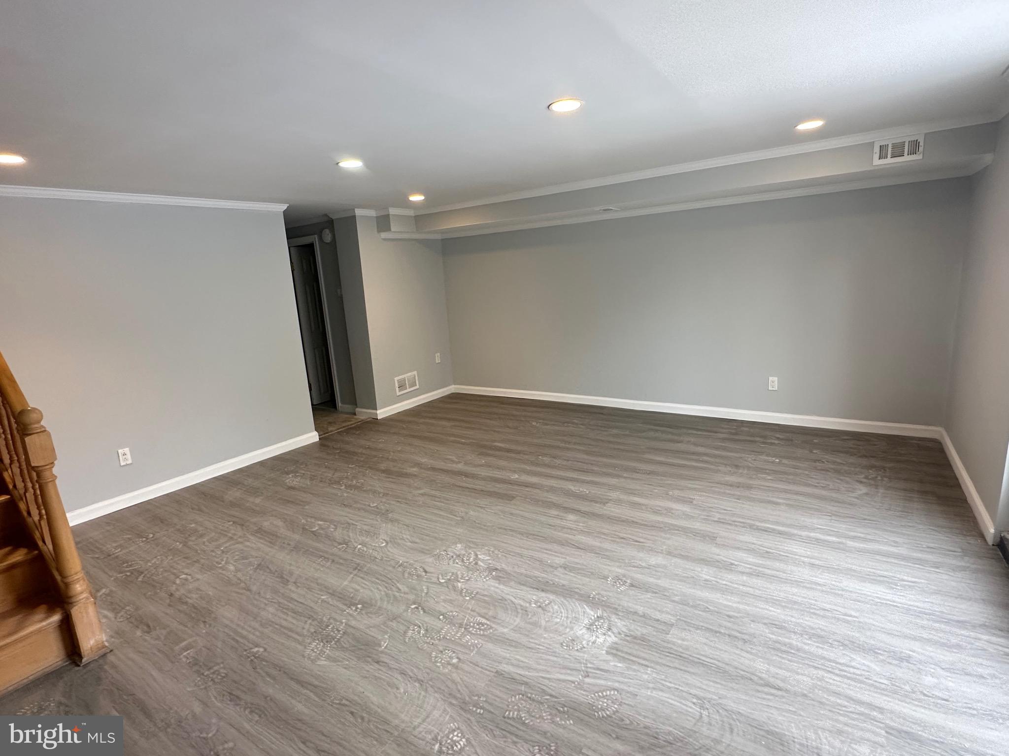 346 Ridgeway Place Philadelphia, PA 19116 - Photo 18 of 19 a view of empty room