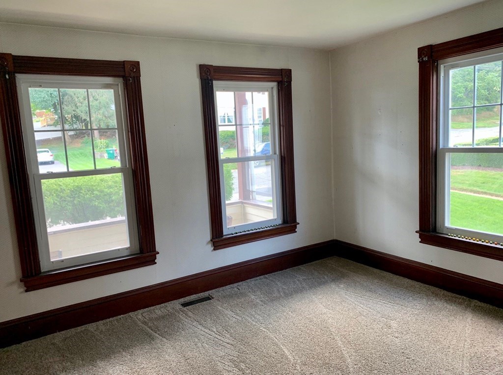 82 Haskell Avenue Clinton, MA 01510 - Photo 17 of 37 Gallery Image 17