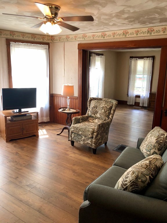 82 Haskell Avenue Clinton, MA 01510 - Photo 5 of 37 Gallery Image 5
