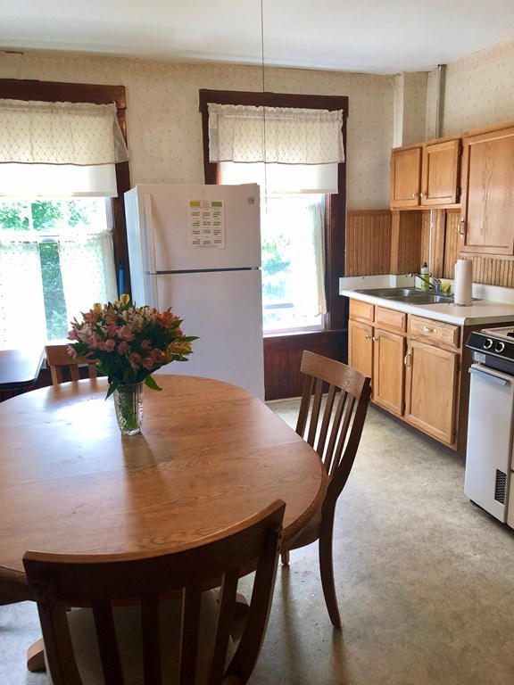 82 Haskell Avenue Clinton, MA 01510 - Photo 10 of 37 Gallery Image 10