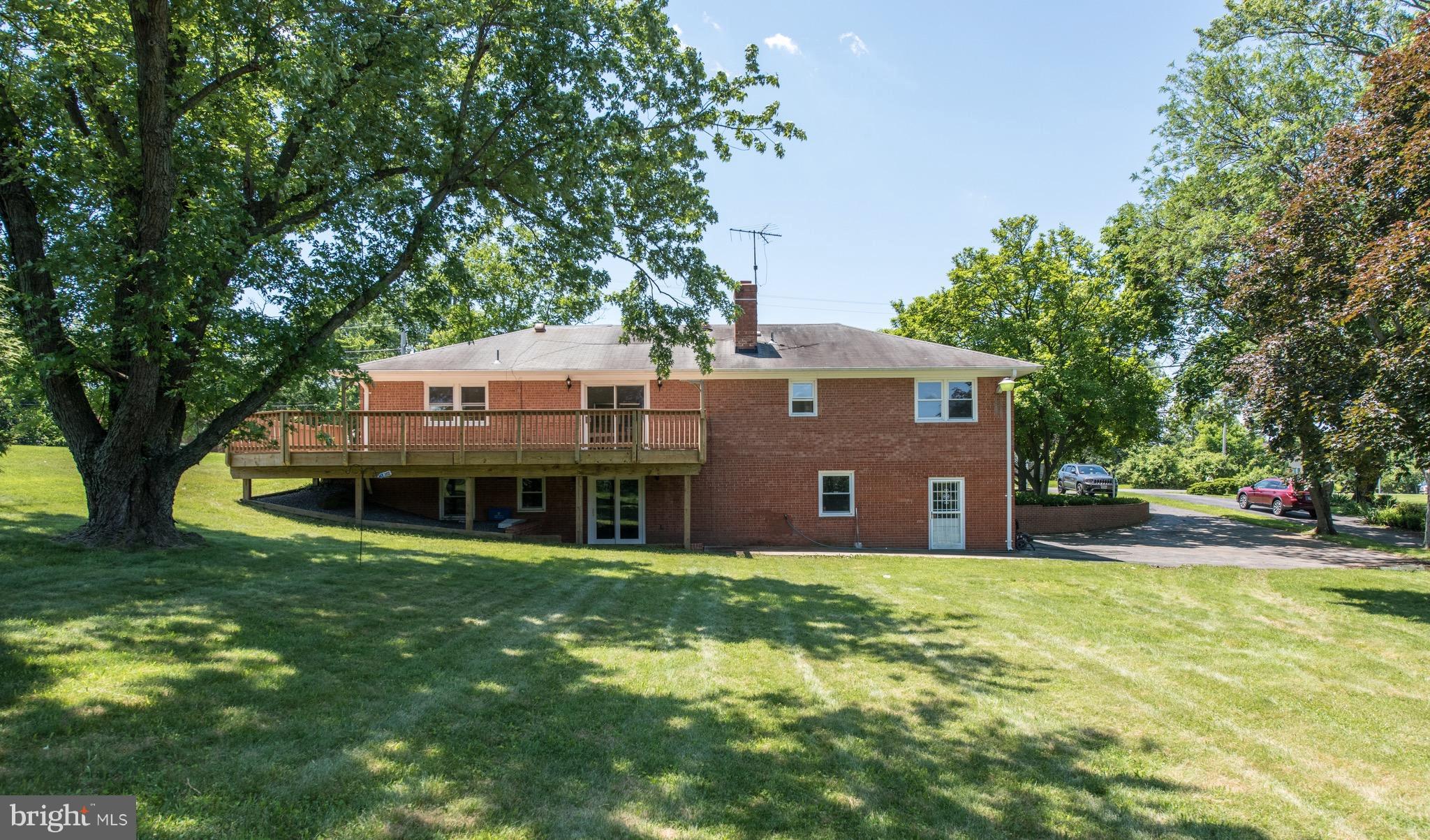 2724 Old Briggs Chaney Road Silver Spring, MD 20905 - Photo 4 of 30 Exterior (Rear)