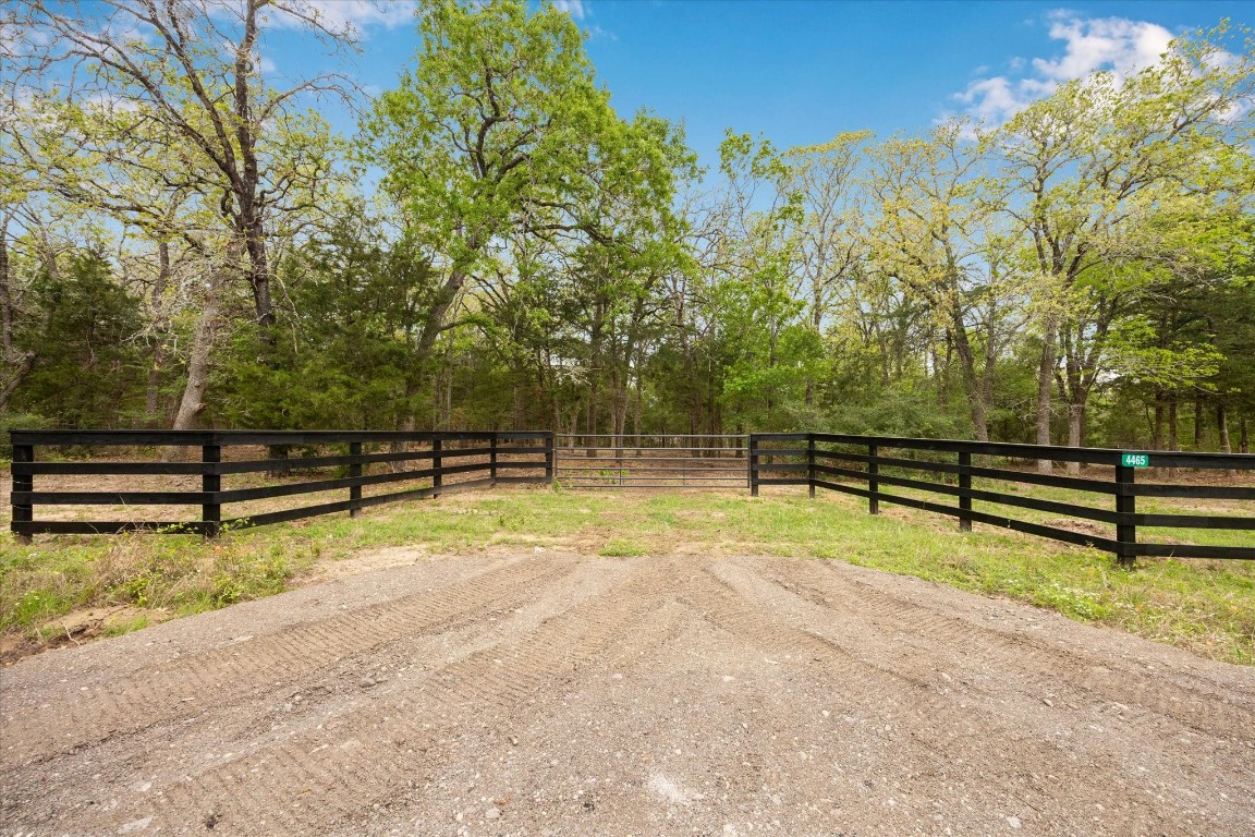 4539 Old Navasota Road Brenham, TX 77833 - Photo 2 of 16