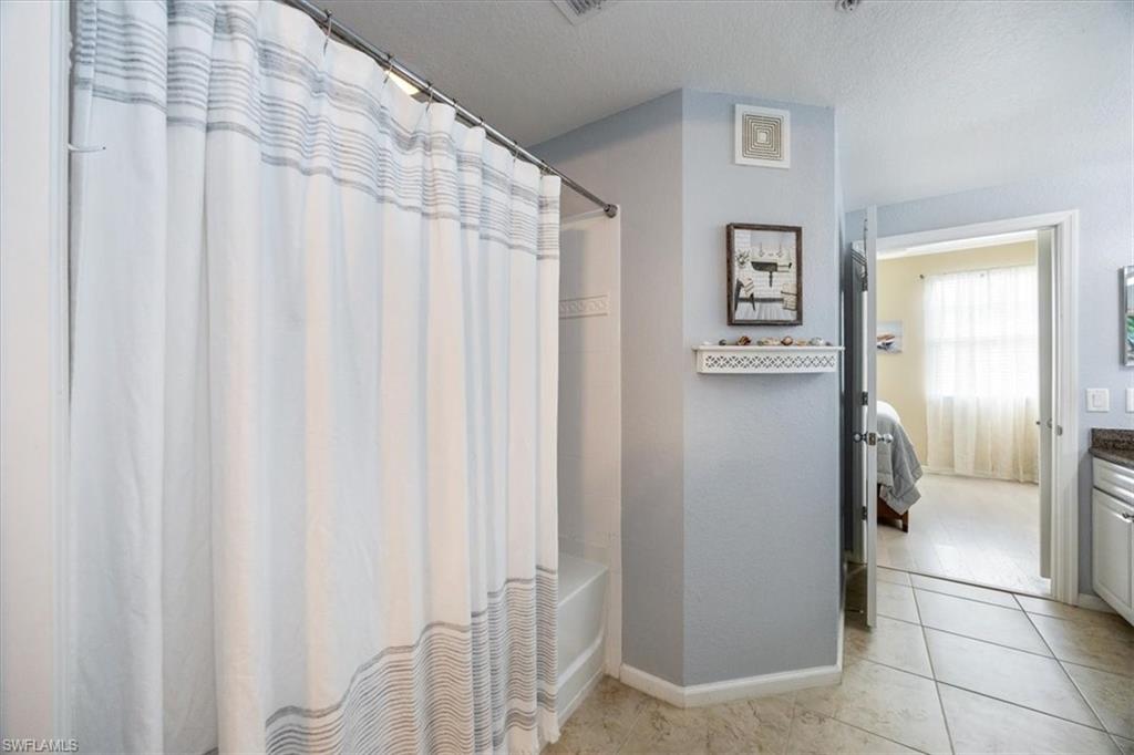 12970 Positano Circle, Unit 301 Naples, FL 34105 - Photo 18 of 43