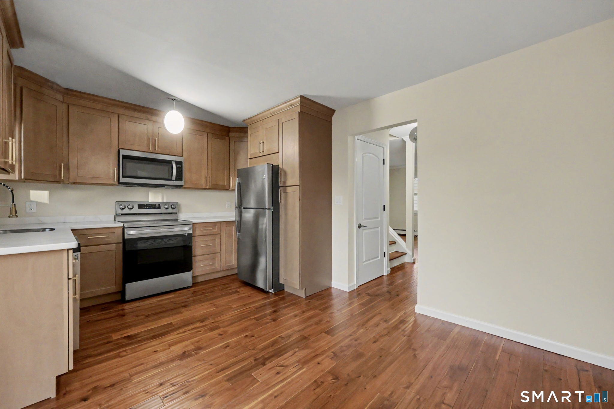 74 Ridge Road, Unit 3 Naugatuck, CT 06770 - Photo 8 of 27