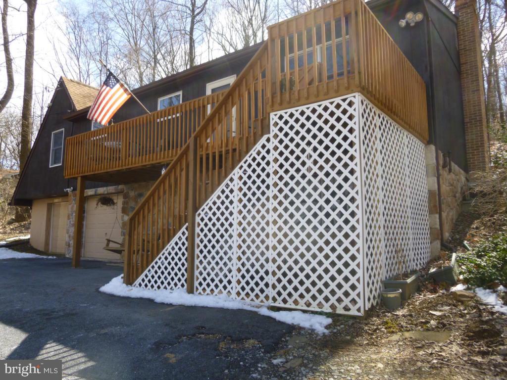 114 Ironmaster Road Lebanon, PA 17042 - Photo 2 of 30 Gallery Image 2