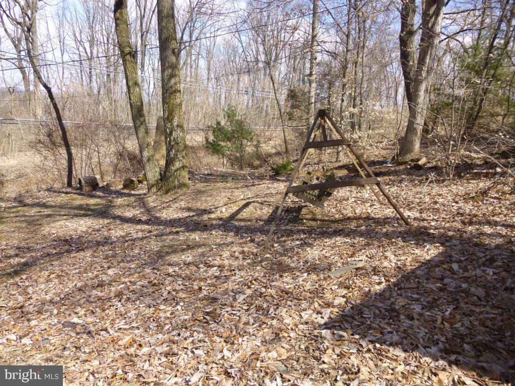 114 Ironmaster Road Lebanon, PA 17042 - Photo 29 of 30 Gallery Image 29