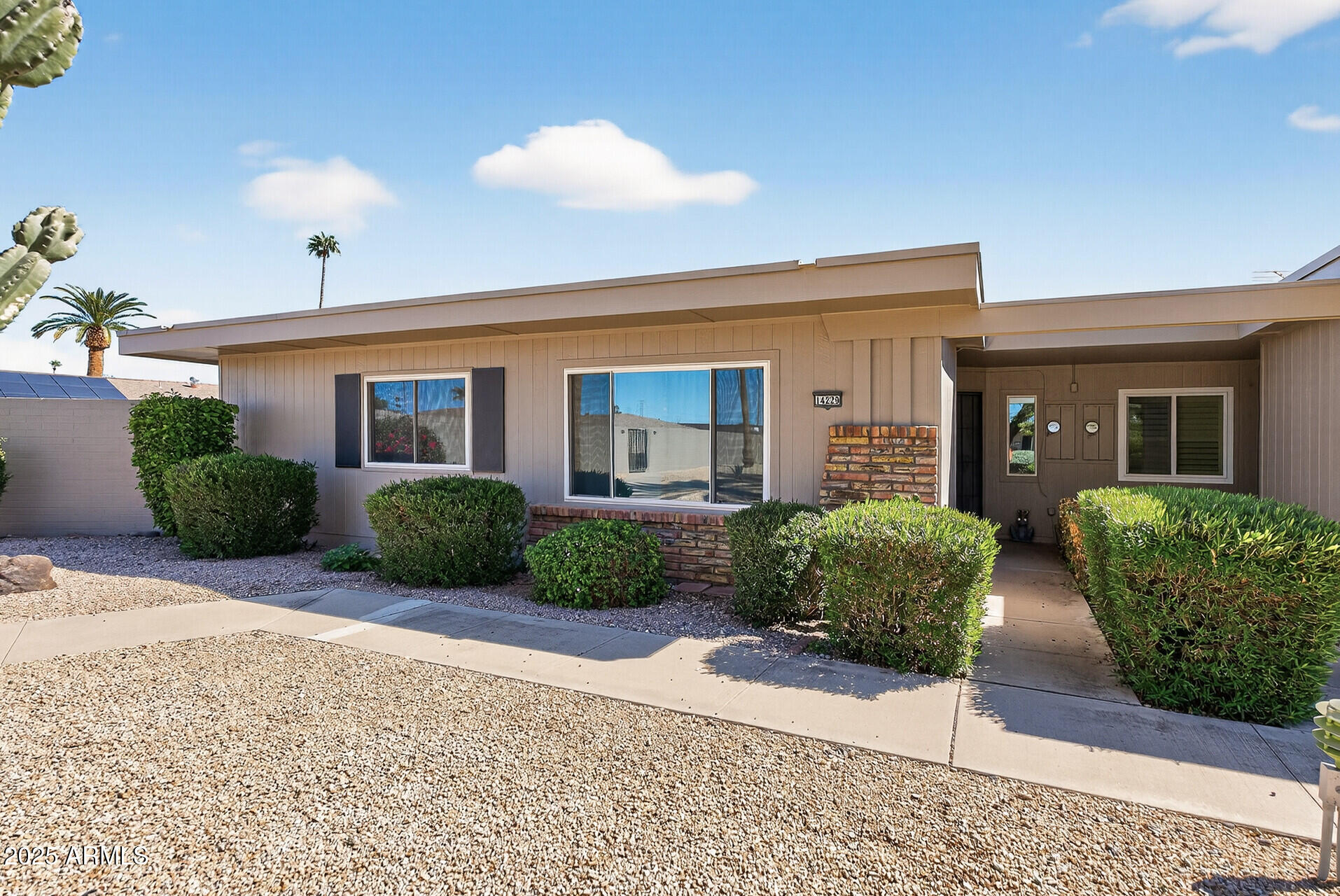 14229 North Palm Ridge Drive Sun City, AZ 85351 - Photo 5 of 45 05_14229_W_Palm_Ridge_Dr5_mls