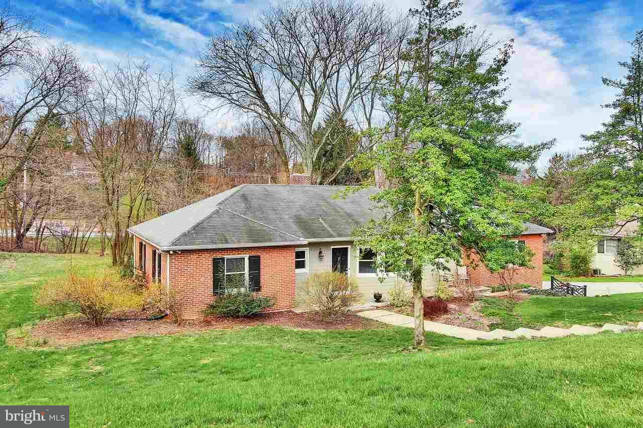 1520 Hillcroft Lane York, PA 17403 - Photo 24 of 26