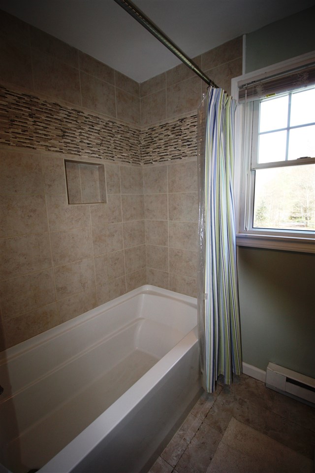 185 South Merrimack Road Hollis, NH 03049 - Photo 16 of 23