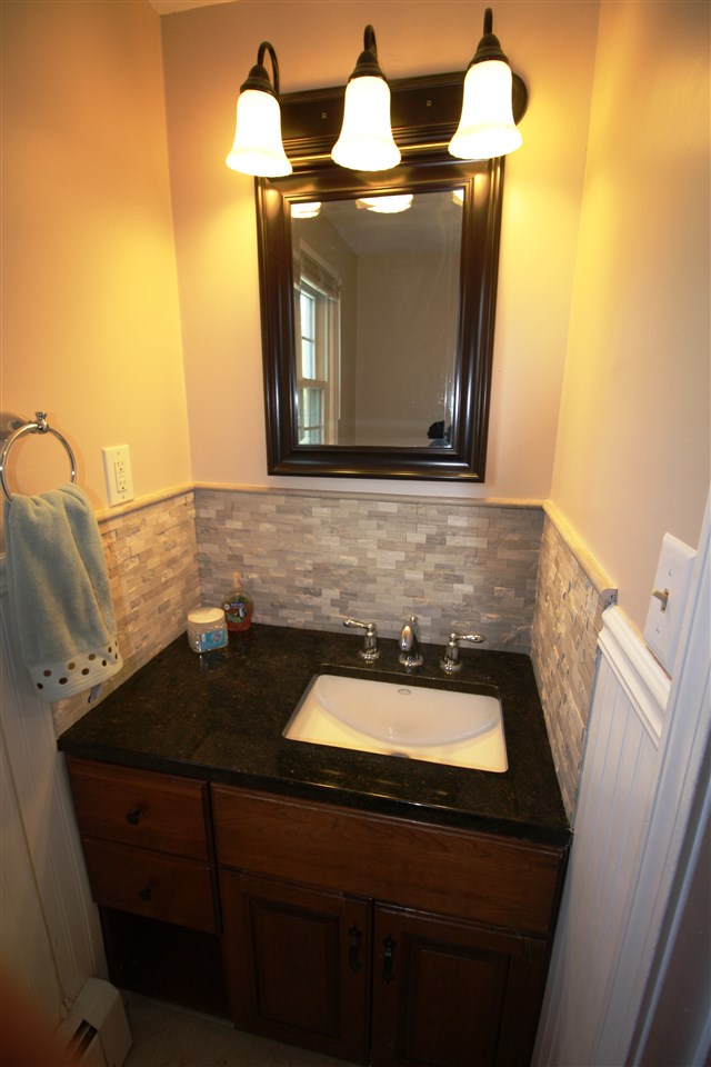 185 South Merrimack Road Hollis, NH 03049 - Photo 10 of 23