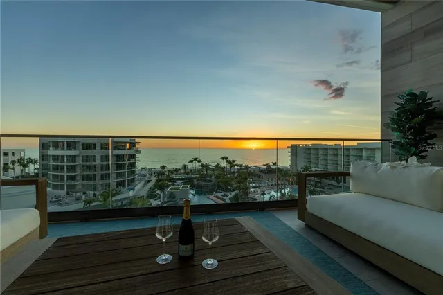 $85,000 | 1591 Gulf Of Mexico Drive, Unit 619, Longboat Key, FL 34228