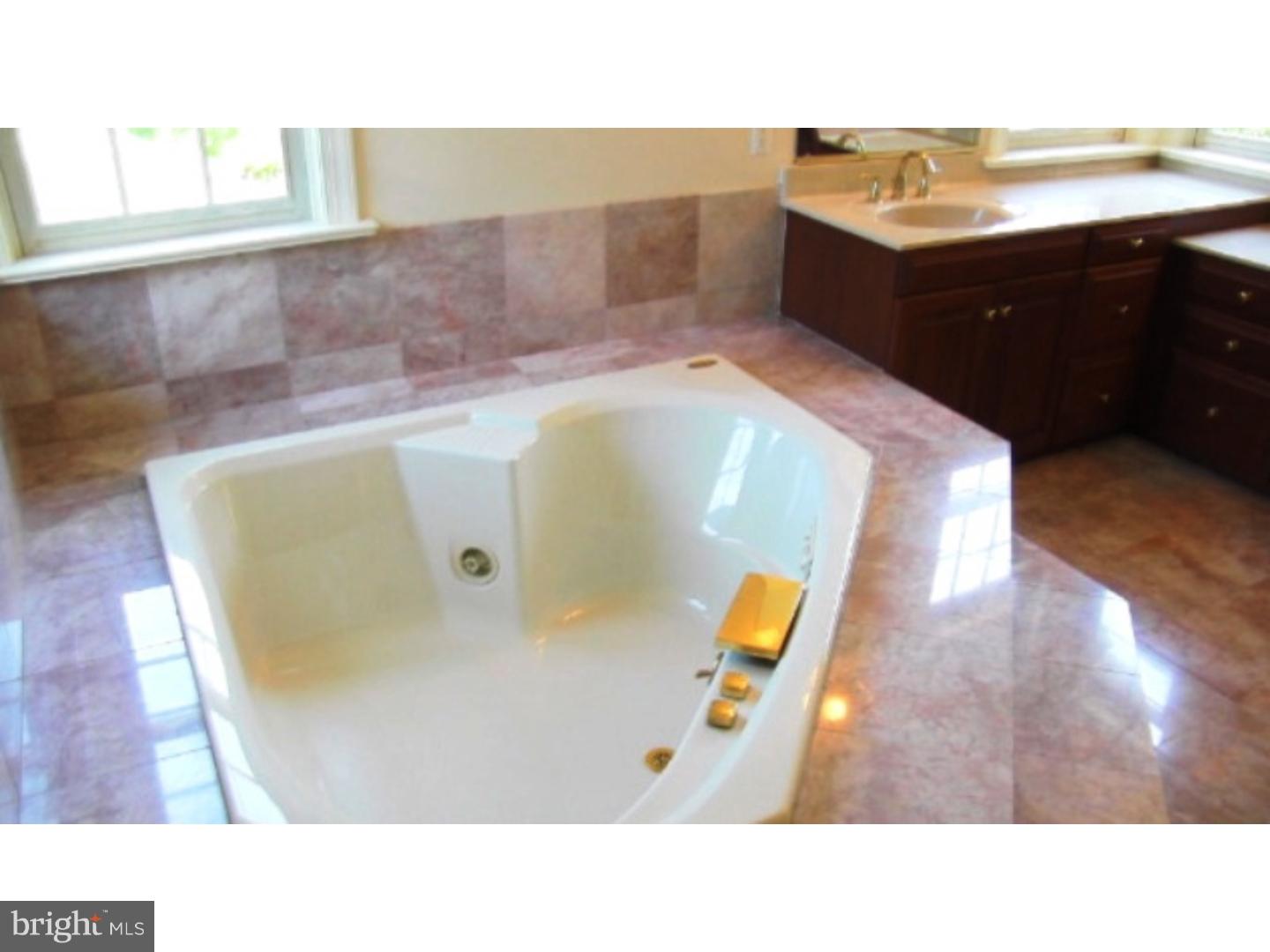 135 Woodhill Road Upper Makefield, PA 18940 - Photo 14 of 24 Master Bathroom
