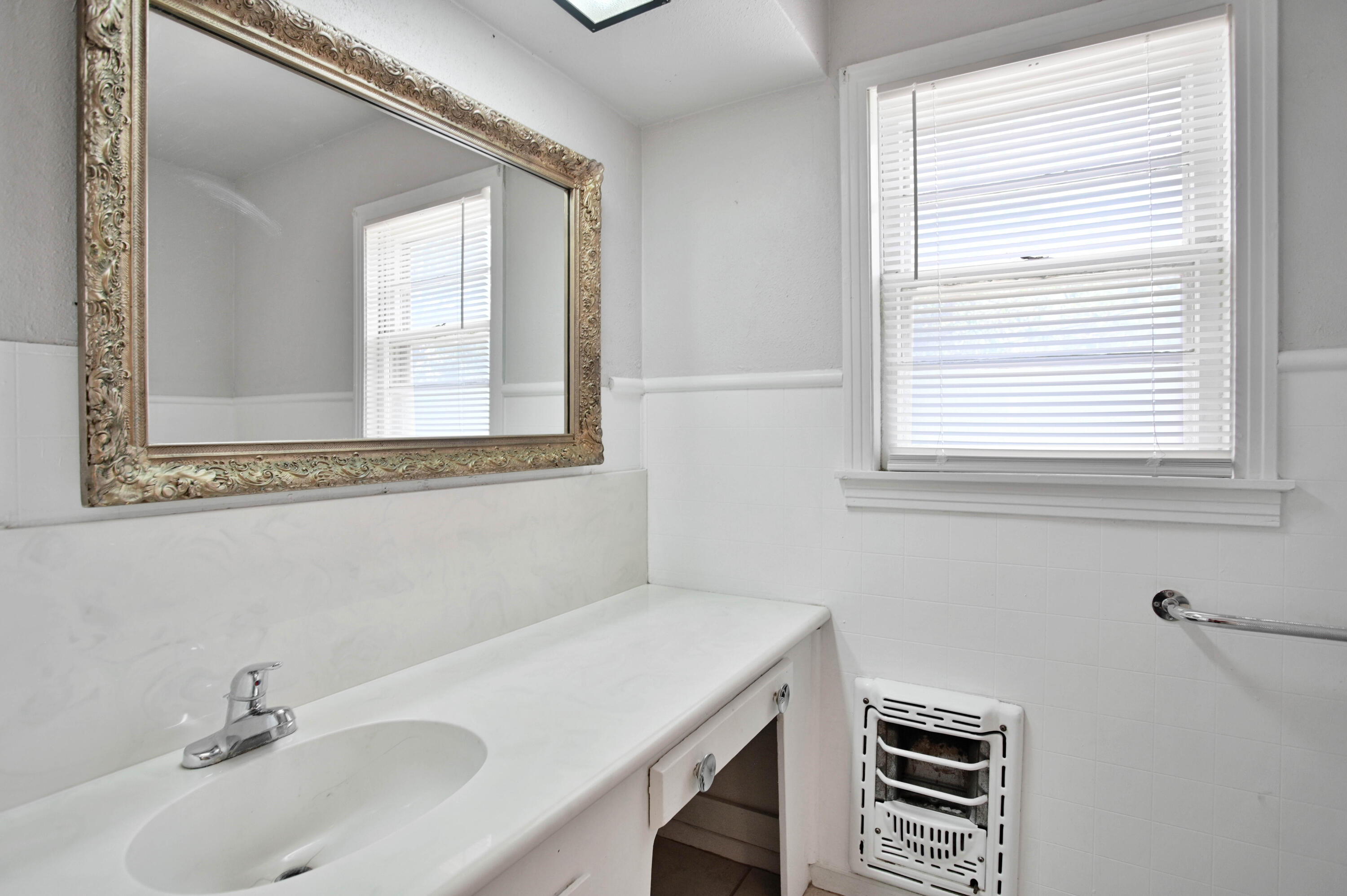 3501 26th Street Lubbock, TX 79410 - Photo 25 of 39 DSC_6333