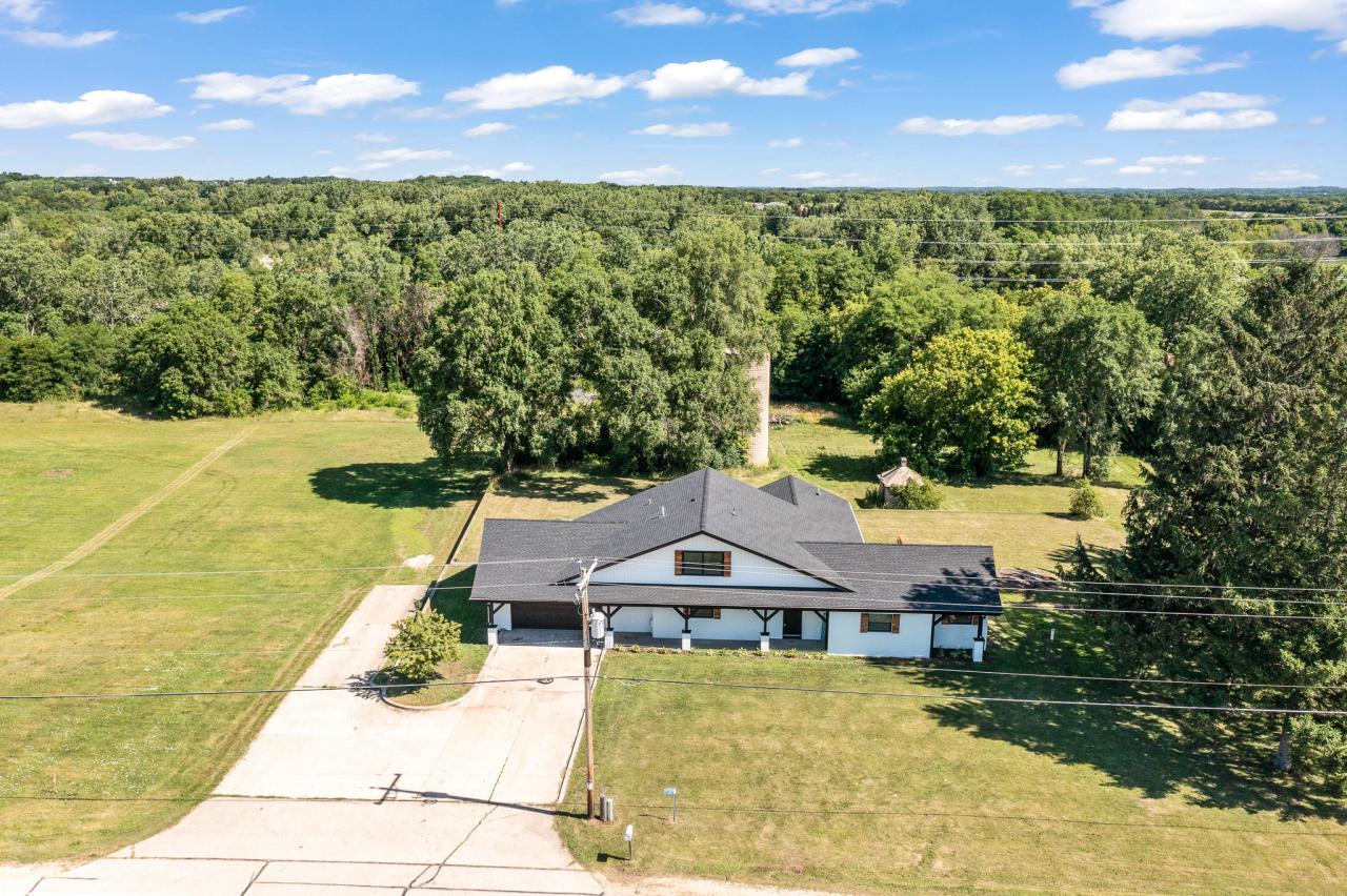 37002 Geneva Road Wheatland, WI 53105 - Photo 32 of 37