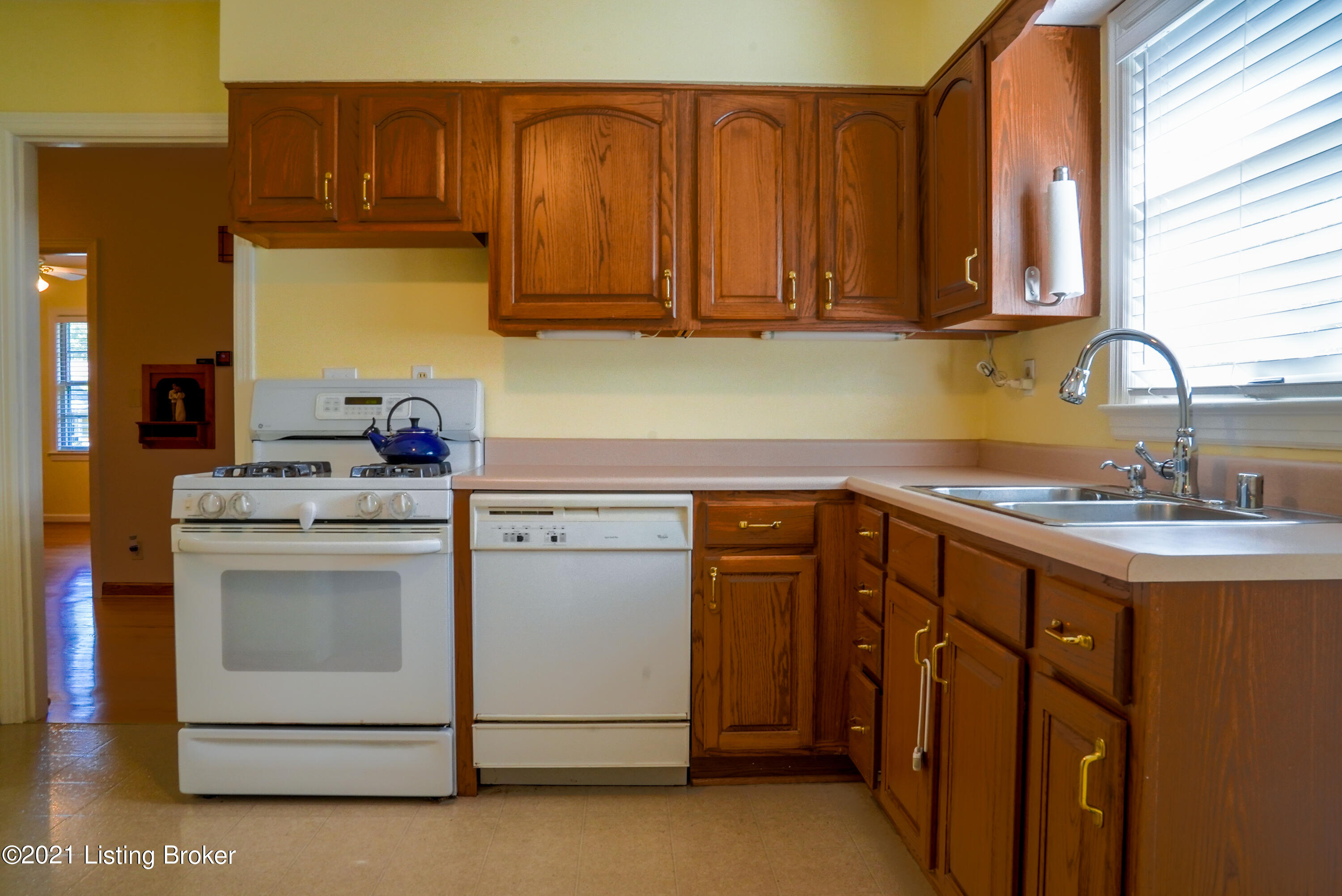 3714 Plymouth Road Louisville, KY 40207 - Photo 14 of 38 DSC01459-HDR - Copy