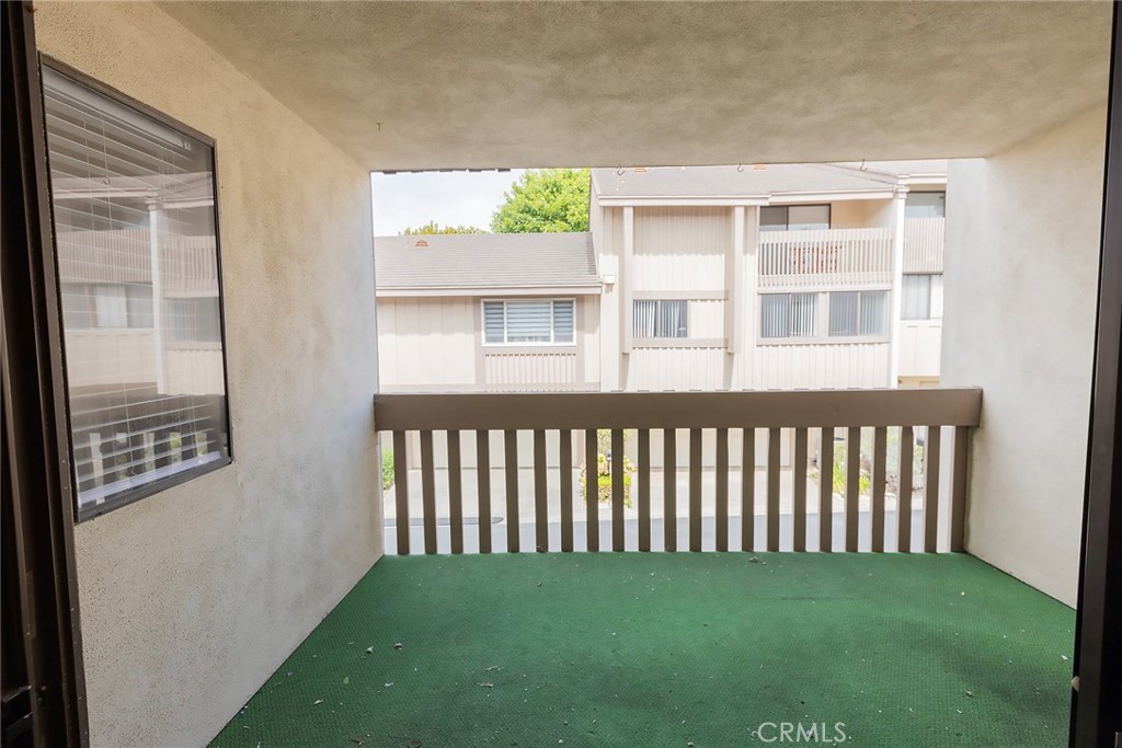 28205 Ridgepoint Court Rancho Palos Verdes, CA 90275 - Photo 11 of 33 a front view of a house having yard