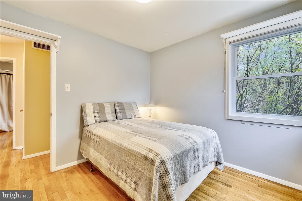 508 Woodburn Road Rockville, MD 20851 - Photo 11 of 26 Bedroom 2