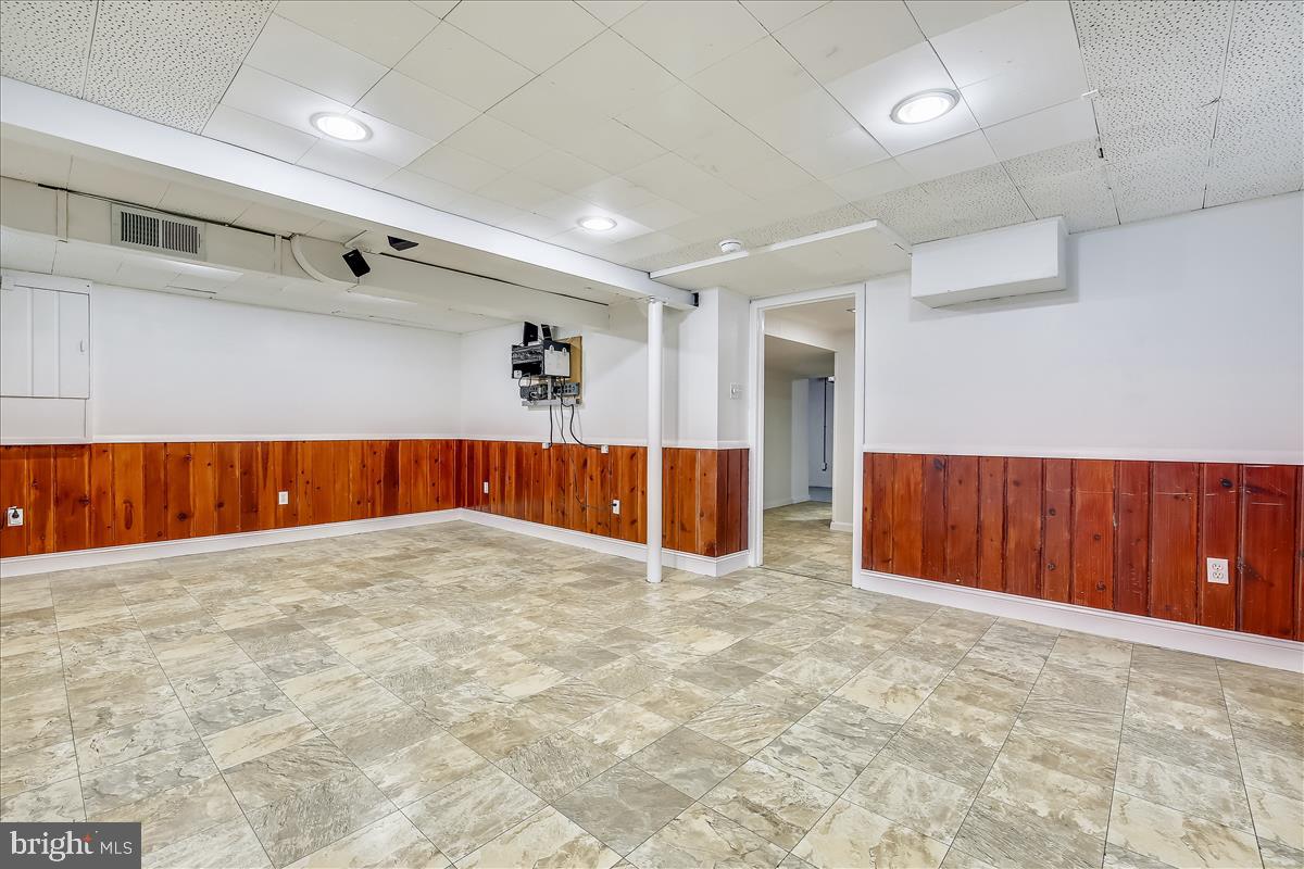 508 Woodburn Road Rockville, MD 20851 - Photo 17 of 26 Rec Room