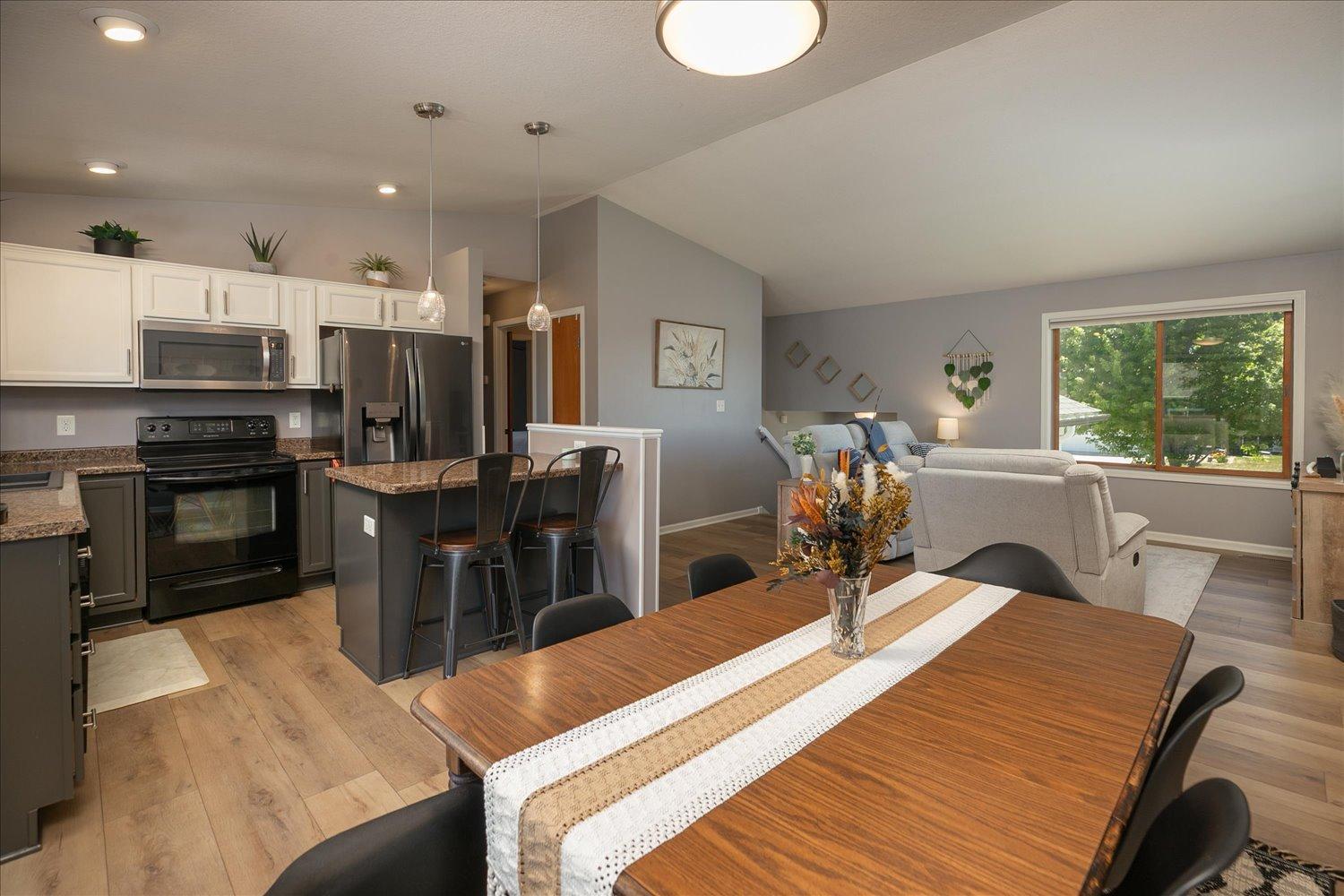 1307 3rd Street Northwest Kasson, MN 55944 - Photo 10 of 37