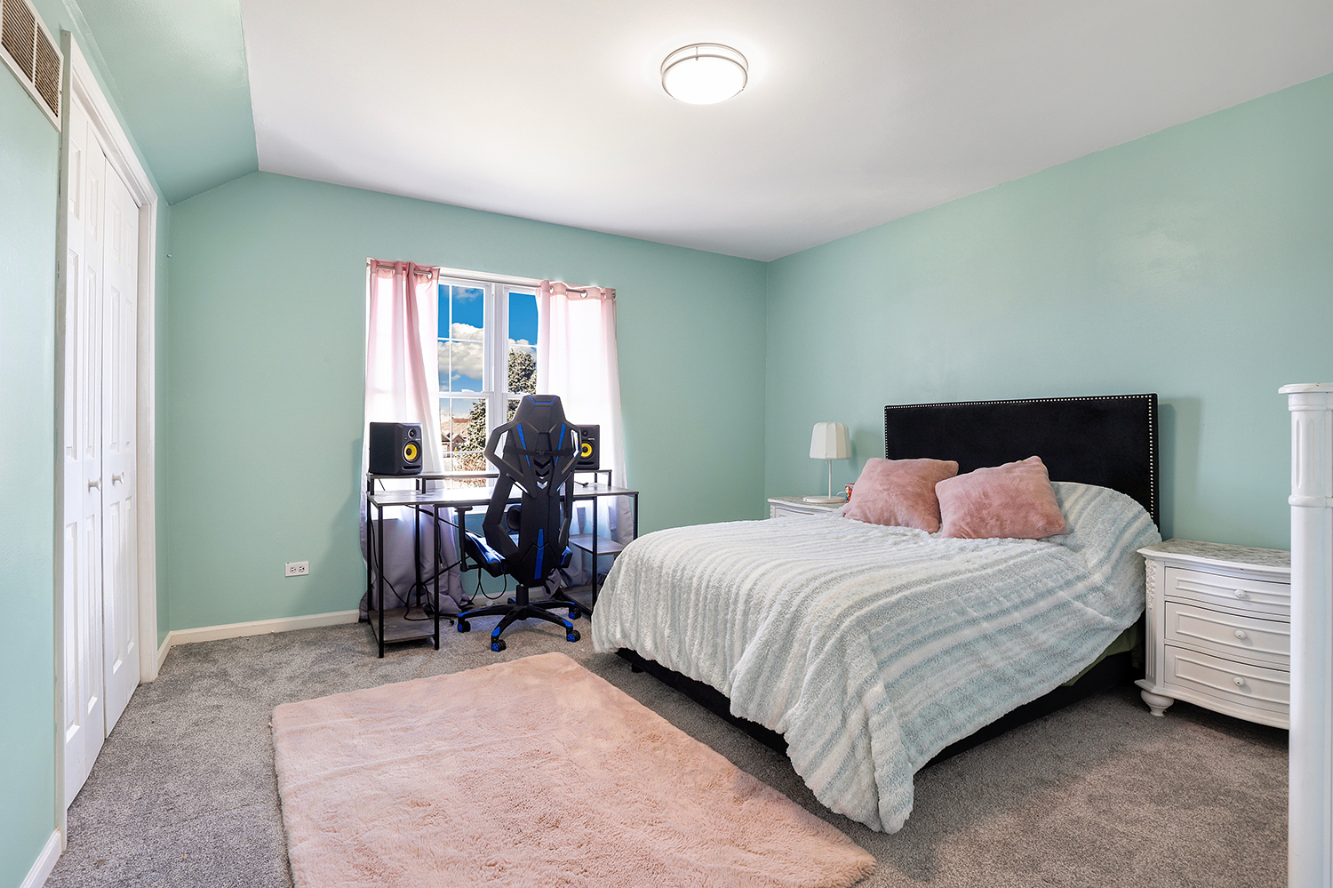 1306 Galway Road Joliet, IL 60431 - Photo 18 of 32