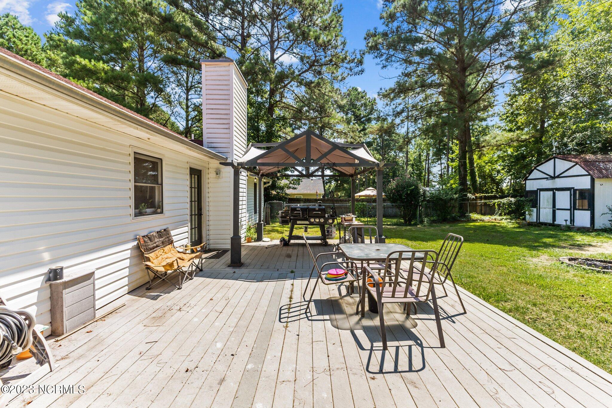 102 Overton Road Raeford, NC 28376 - Photo 30 of 33 31-web-or-mls-707A9490
