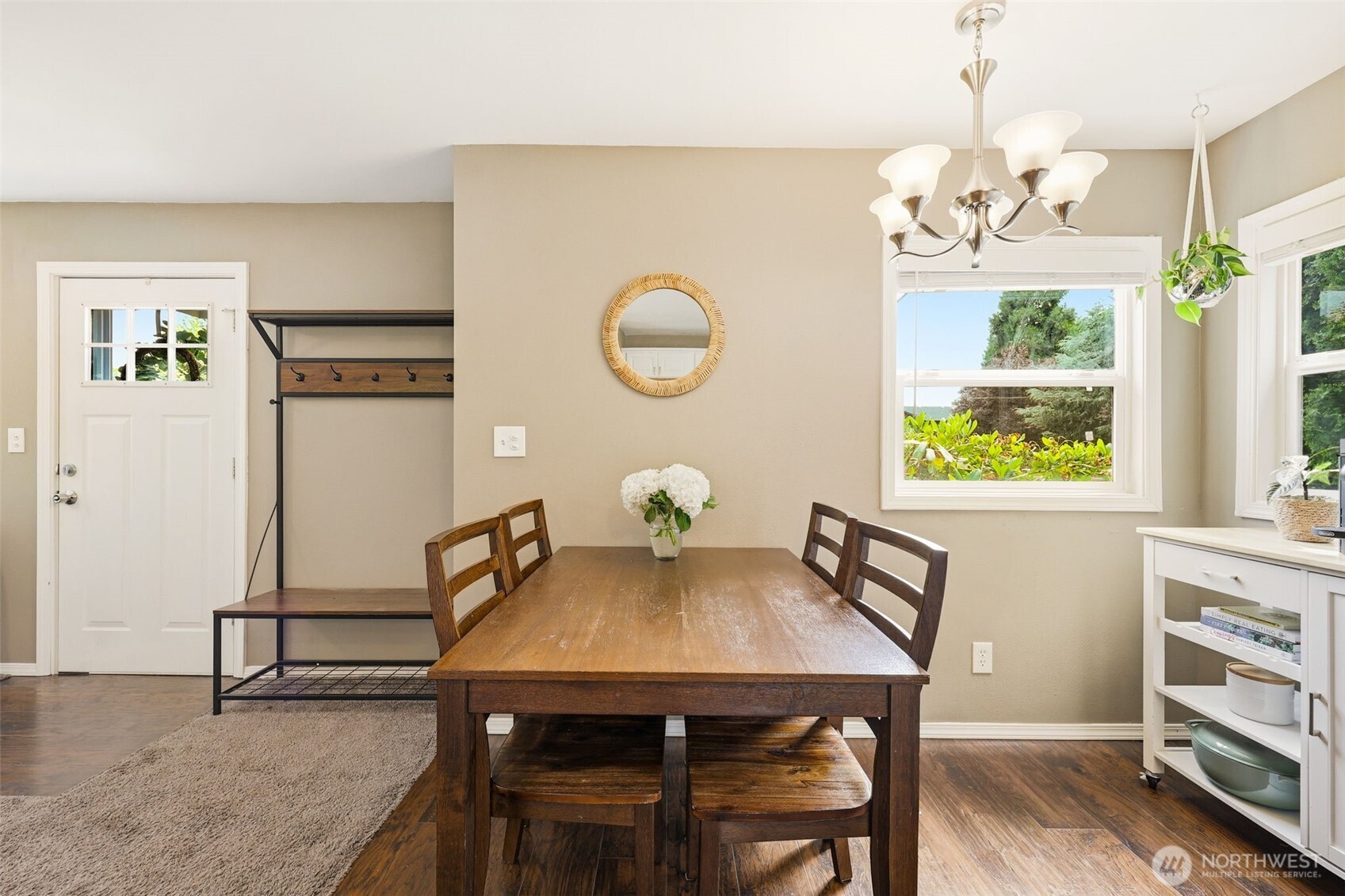 316 Southwest 124th Street Seattle, WA 98146 - Photo 11 of 37