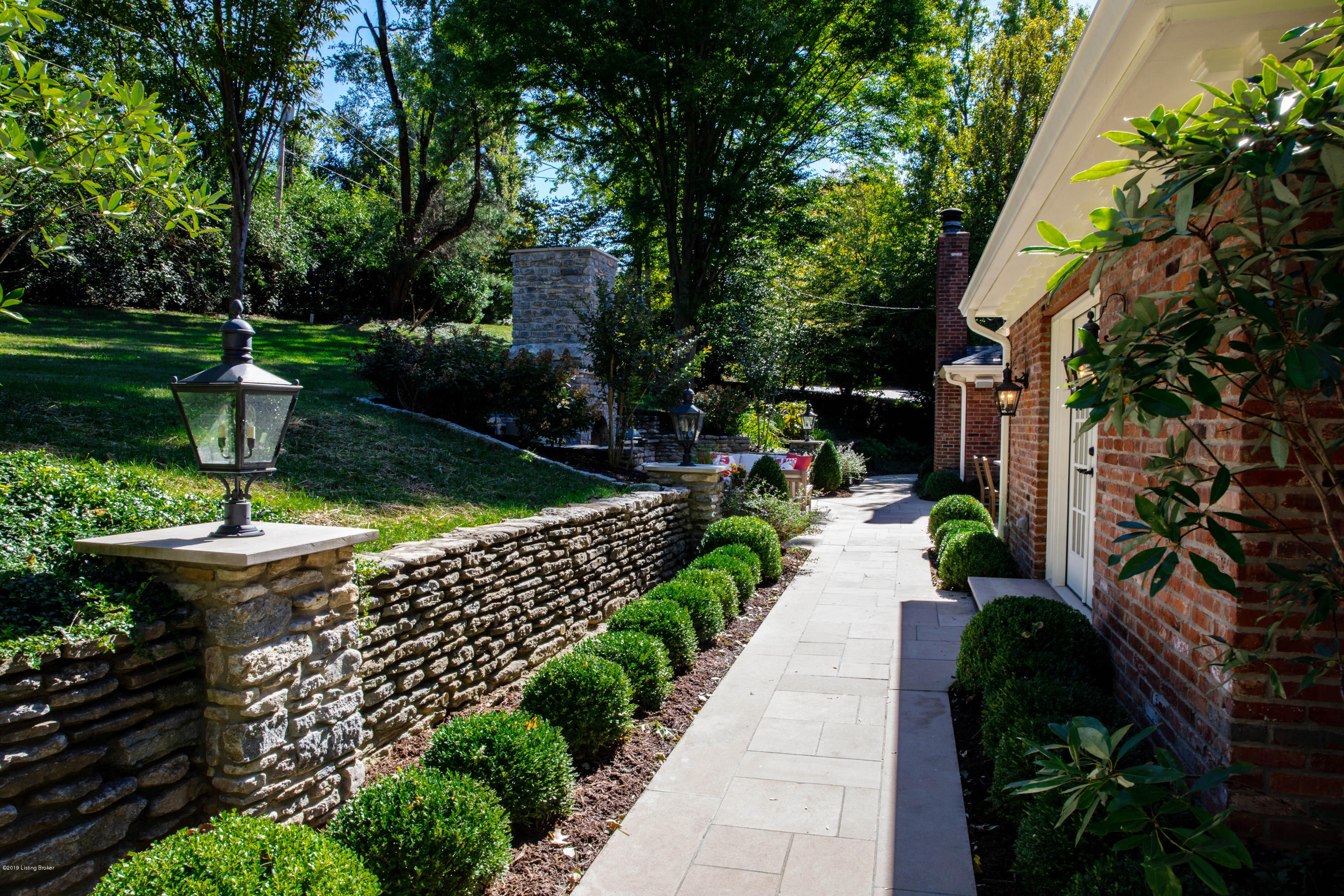 155 Totem Road Louisville, KY 40207 - Photo 48 of 54 0U2A0655_1