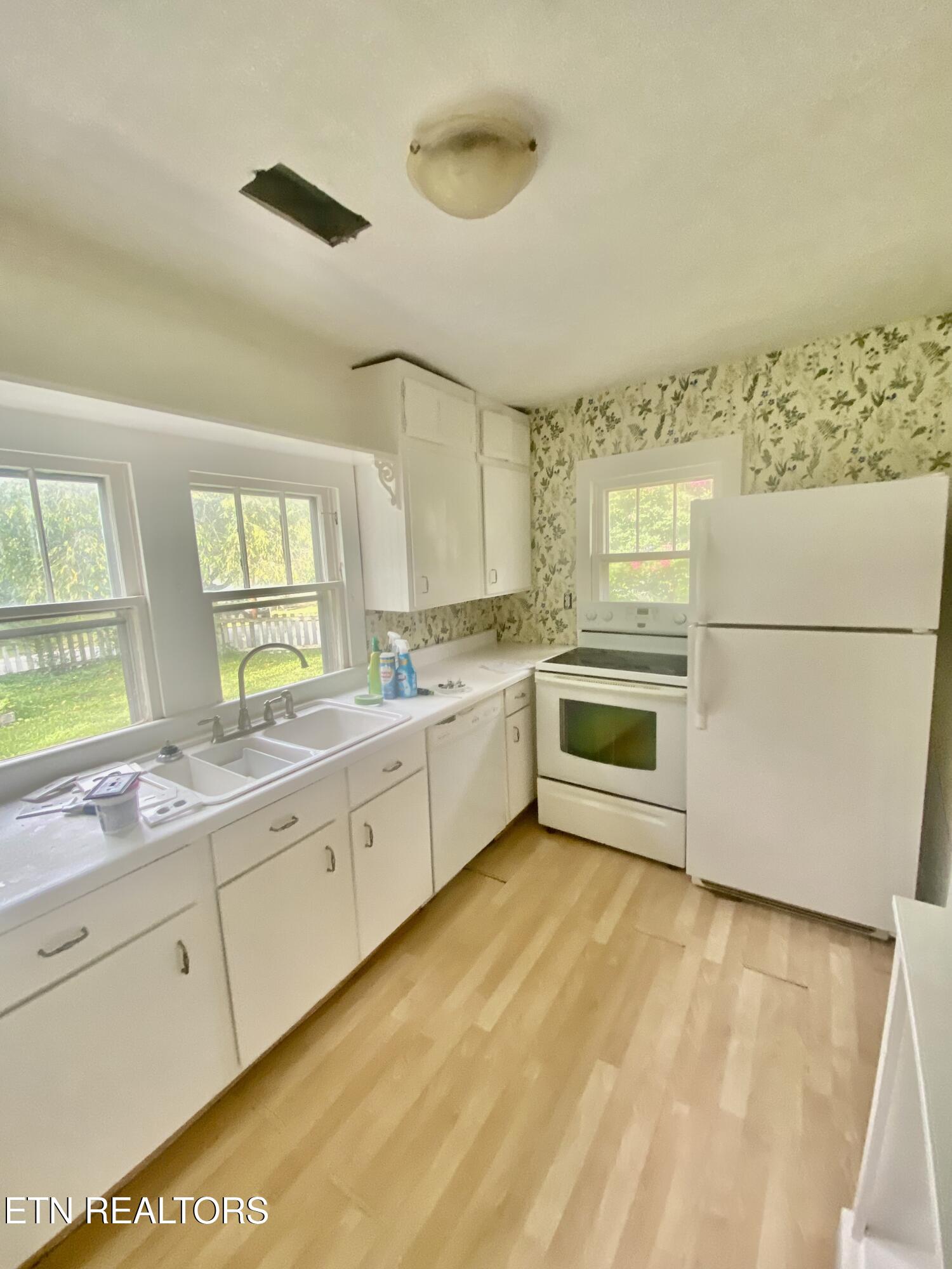 1825 Newman Town Road Pigeon Forge, TN 37862 - Photo 16 of 37 IMG_5926