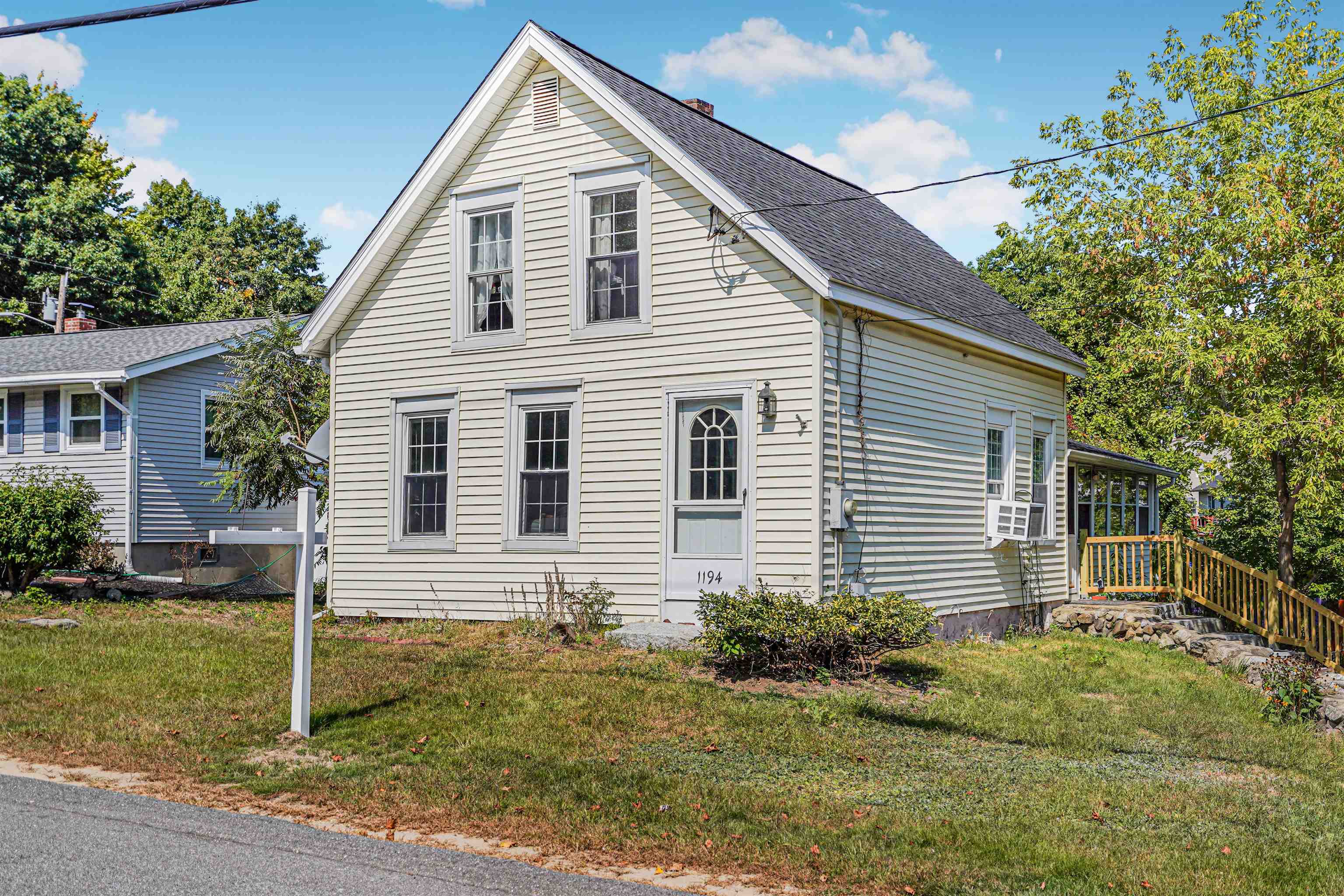 1194 Bridge Street Manchester, NH 03104 - Photo 1 of 46 Gallery Image 1