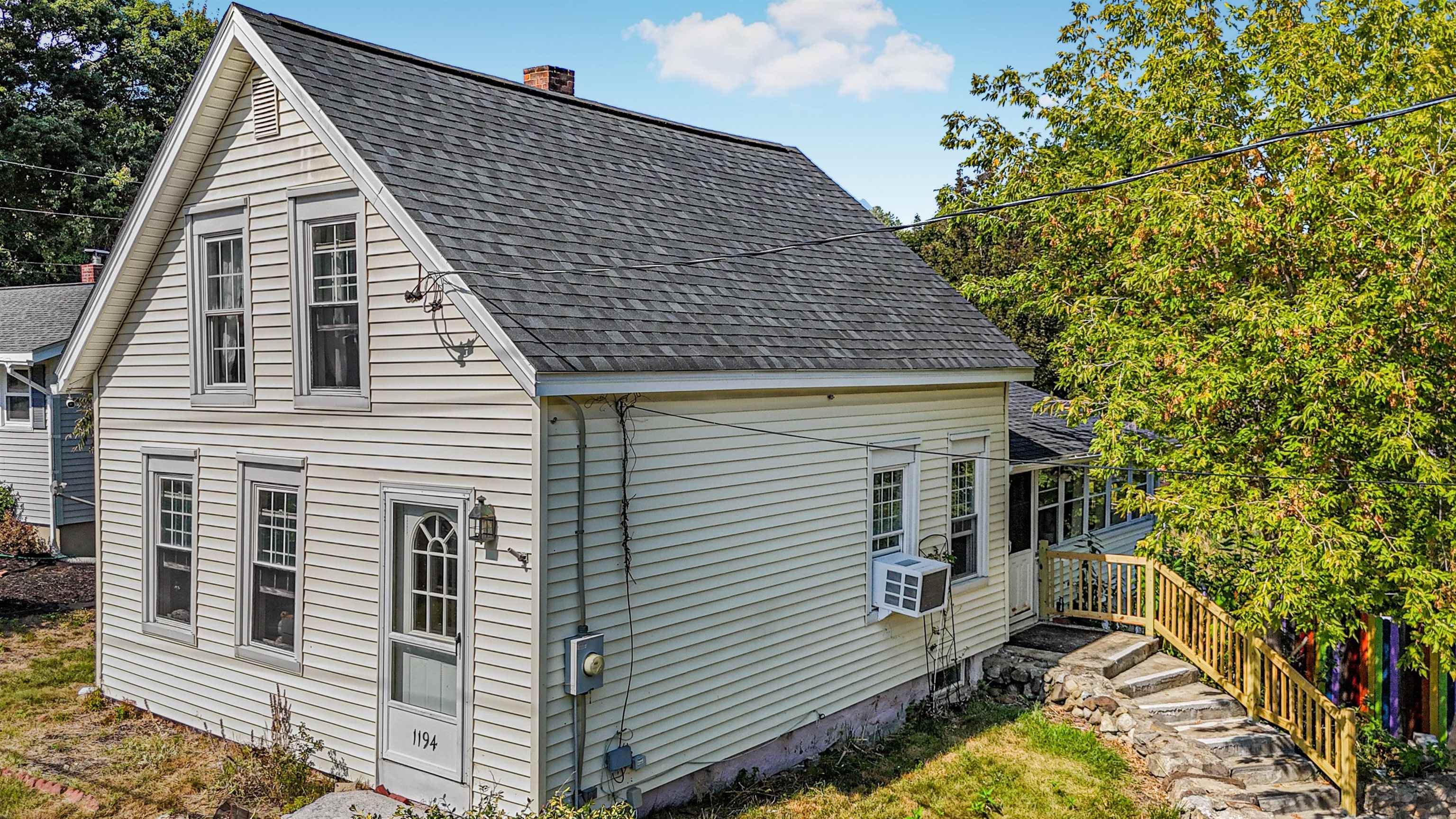 1194 Bridge Street Manchester, NH 03104 - Photo 2 of 46 Gallery Image 2