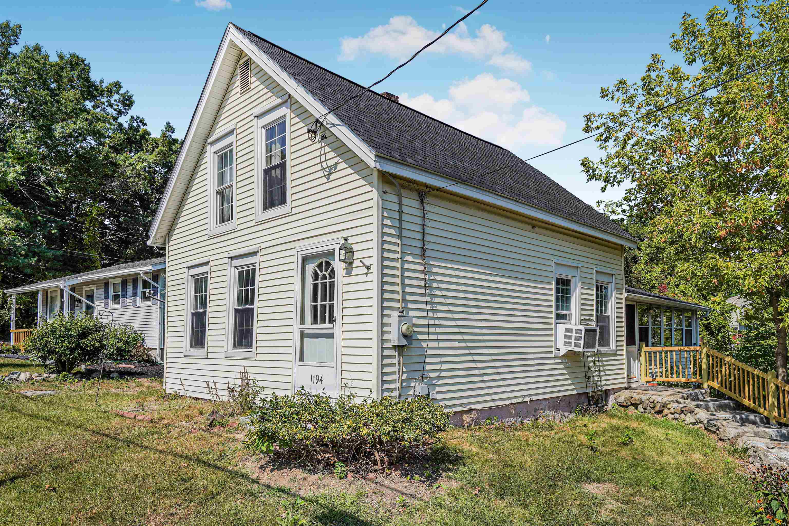 1194 Bridge Street Manchester, NH 03104 - Photo 6 of 46 Gallery Image 6
