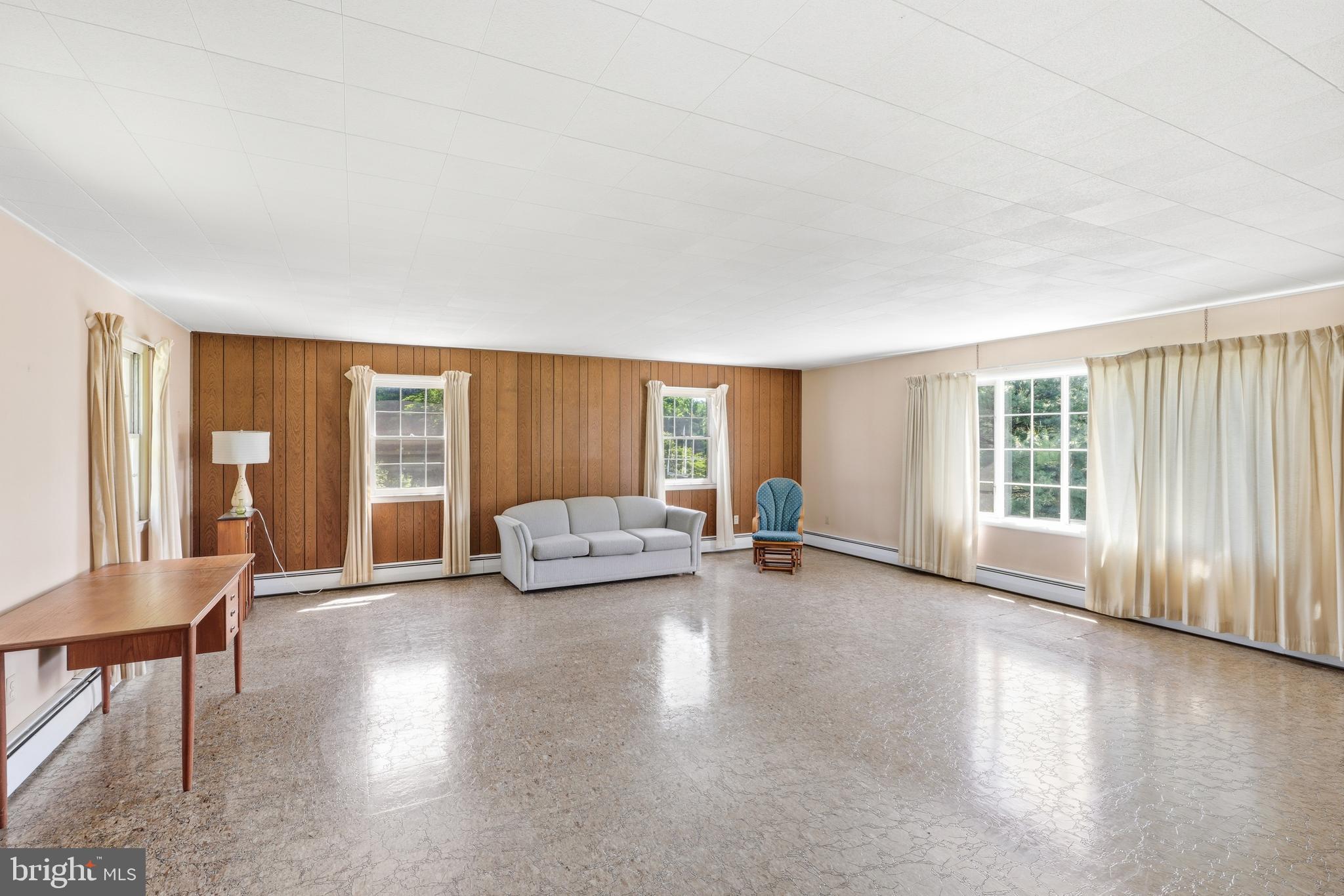 4308 Meadowcliff Road Glen Arm, MD 21057 - Photo 4 of 39 Main Level - Enormous Family Room