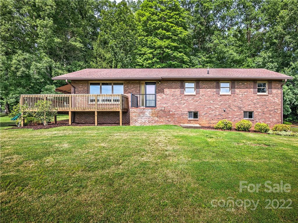 4 Greenview Road Candler, NC 28715 - Photo 2 of 34 Gallery Image 2