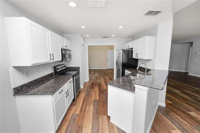 $310,000 | 3901 Serenade Lane, Unit 1, Lakeland, FL 33811