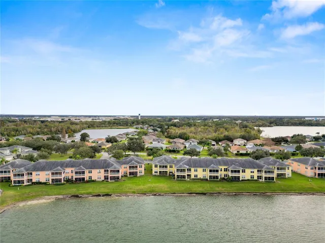 $310,000 | 3901 Serenade Lane, Unit 1, Lakeland, FL 33811