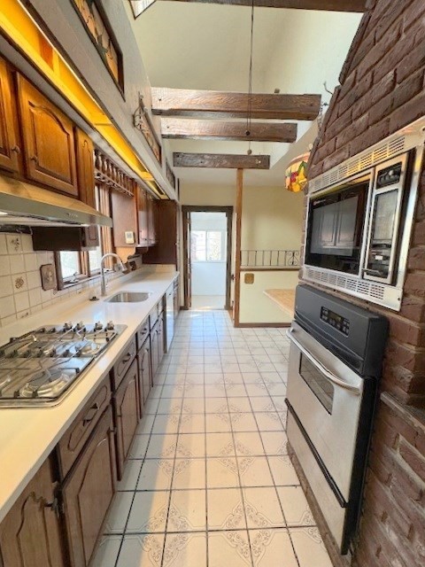 86 Elmer Road, Unit 2 Boston, MA 02124 - Photo 3 of 24